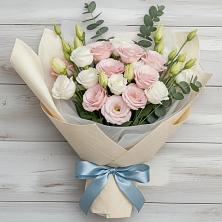 Букет цветов из:  Лизиантусы в Кикнур