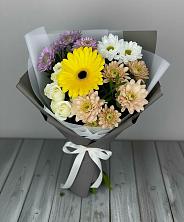 Букет цветов из:  Розы, Герберы и Хризантемы в Кикнур
