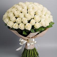 Букет 101 беля роза Белоснежка в Кикнур