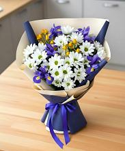 Букет цветов из:  Розы, Ирисы и Хризантемы в Кикнур