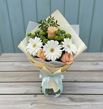 Букет цветов из:  Герберы, Розы и Хризантемы в Кикнур