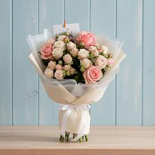 Букет цветов из:  Розы в Кикнур